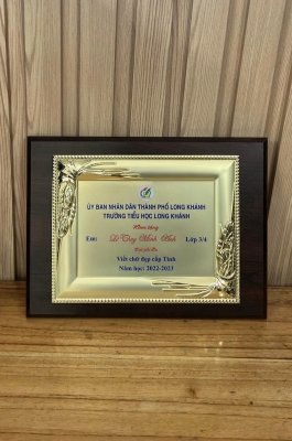 Bảng vinh danh gỗ - hợp kim in