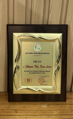 Bảng vinh danh gỗ - hợp kim in